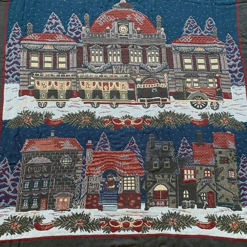 Goodwin Weavers Triple Woven Throw Blanket Dickens Village 50x68